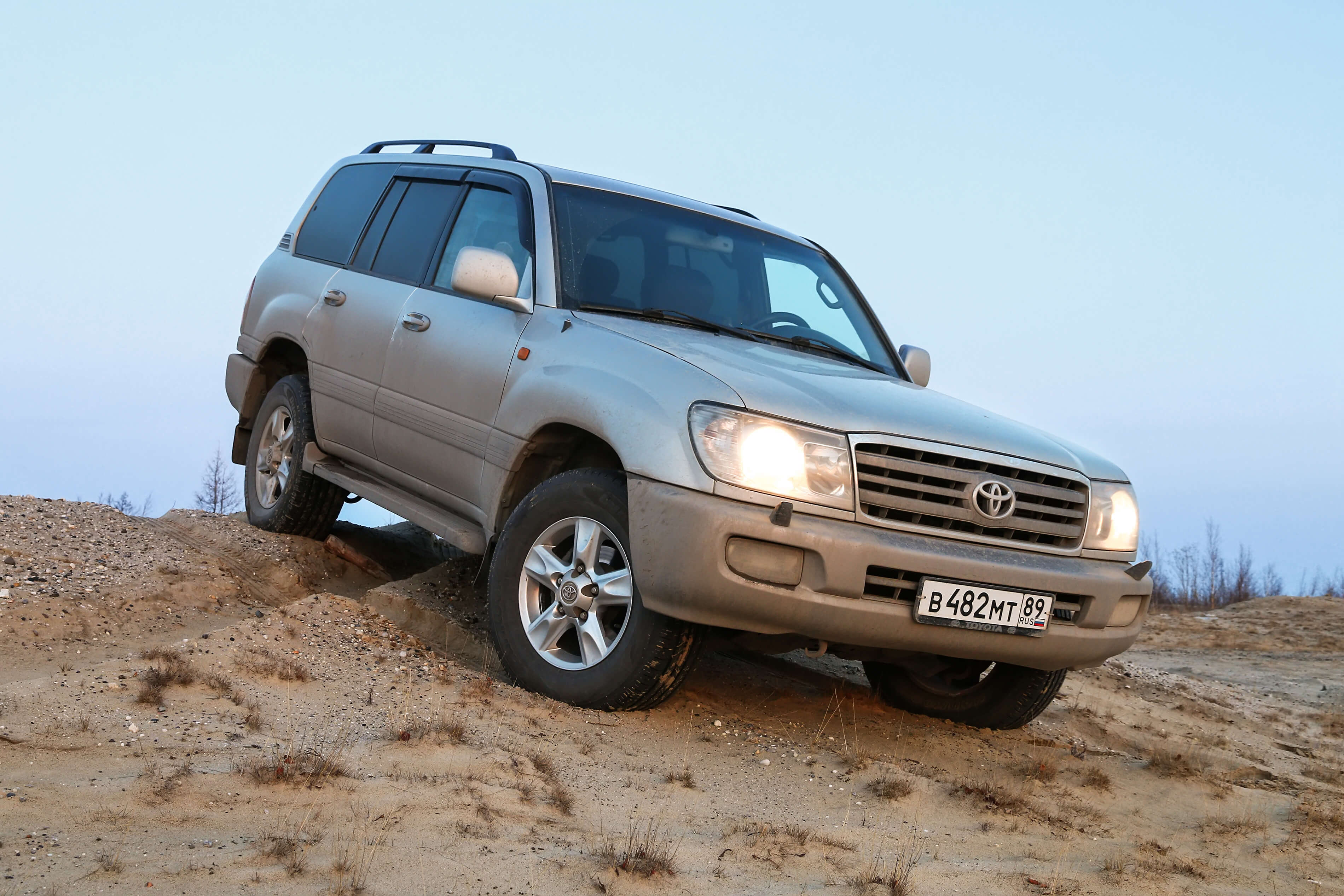 ヒルディセントコントロールとは 急な下り坂を安全に走るための機能 Moby モビー