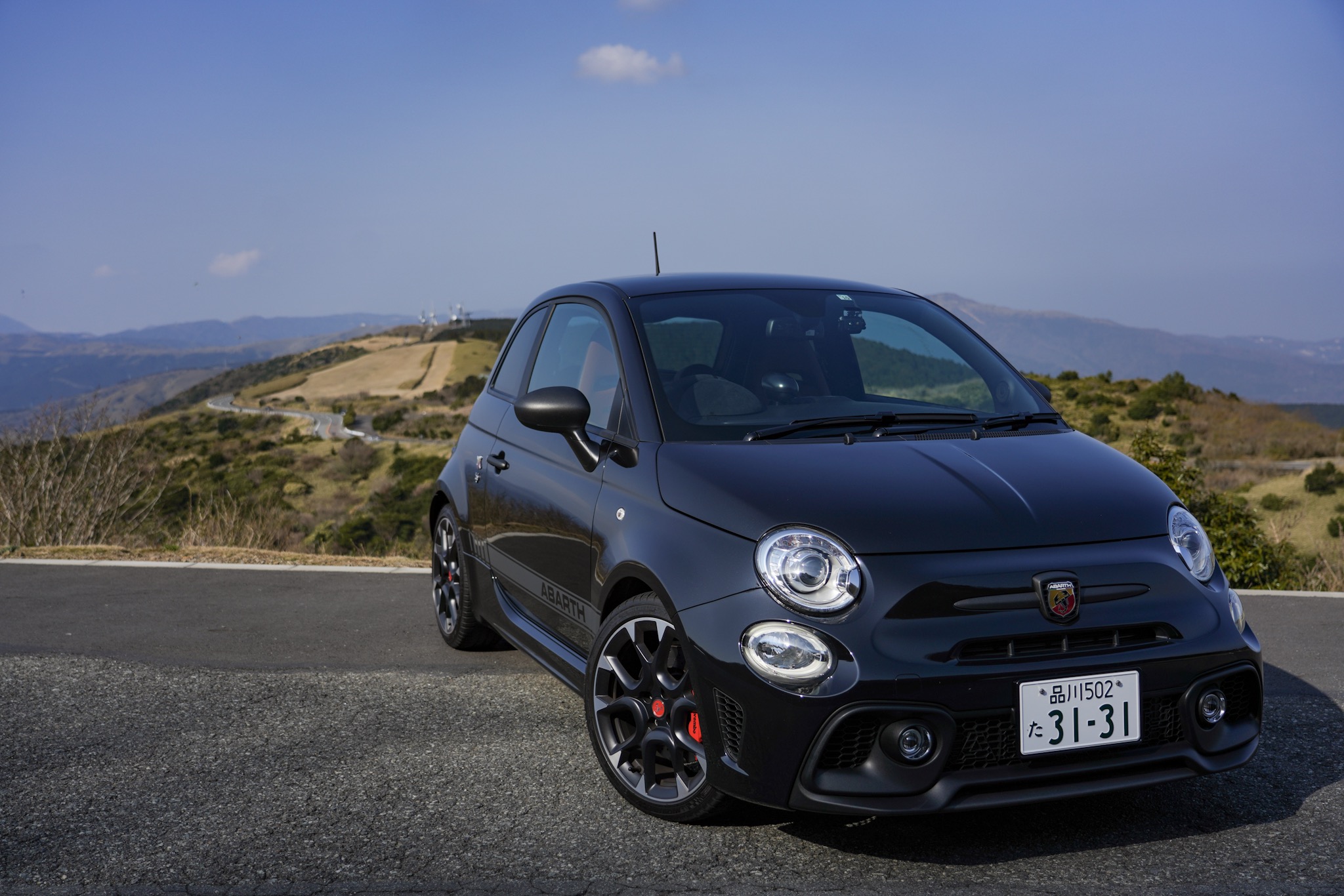 ABARTH アバルト　500　595　で使用　AUTO STYLE　ショートアンテナ ABARTH 595｜ABARTH（アバルト）