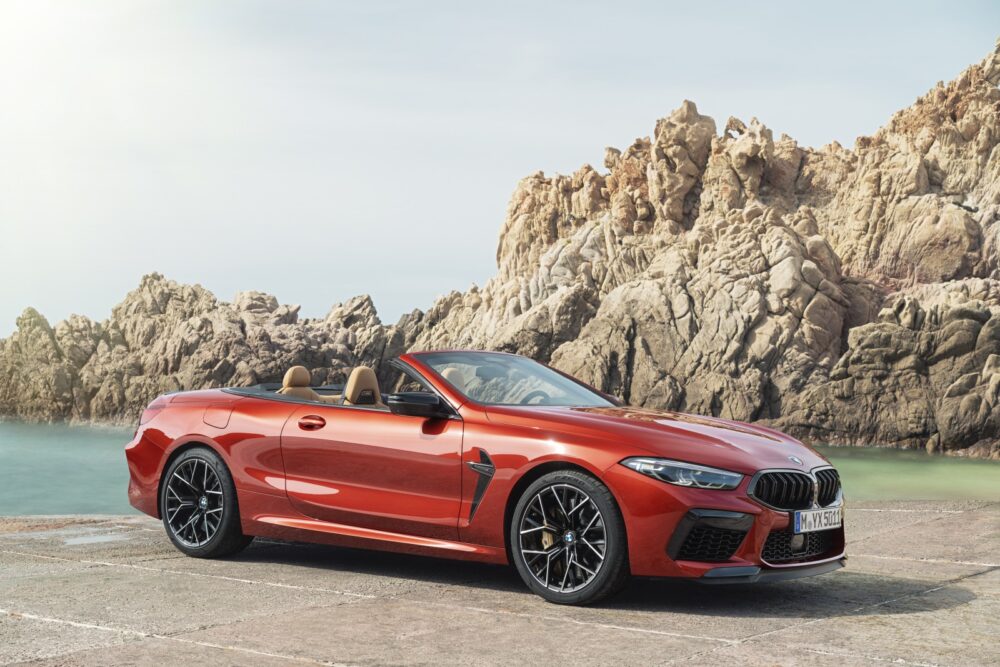 BMW M8カブリオレ