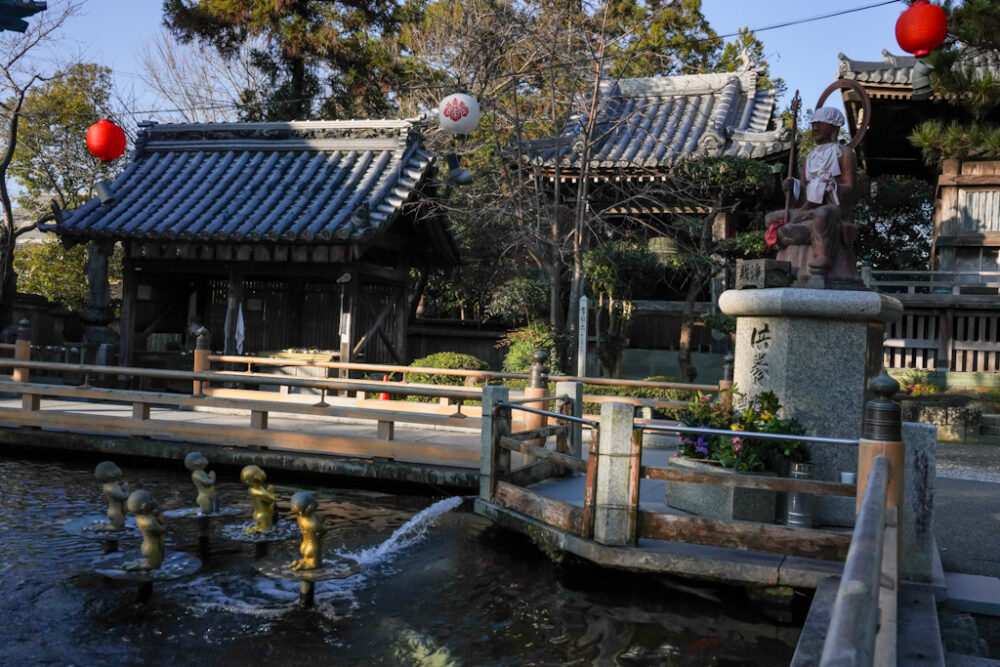 お遍路(四国霊場88ヶ所)第1番札所 霊山寺の池
