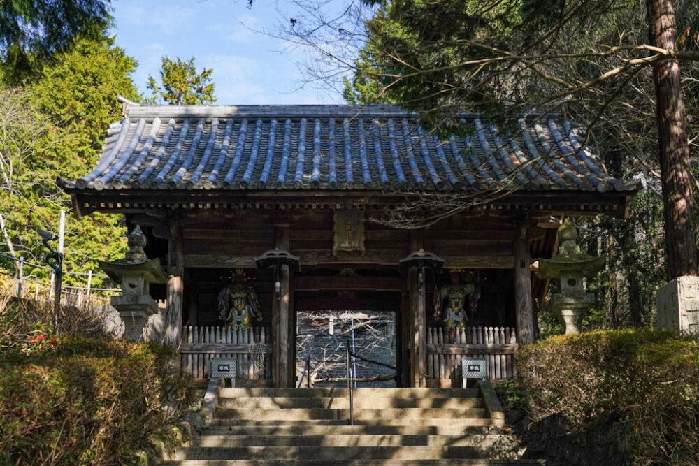 お遍路 第8番札所 熊谷寺の仁王門