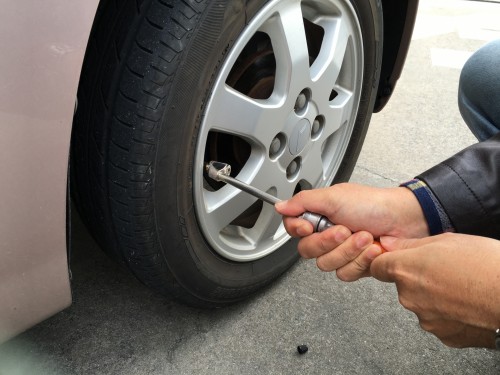 新事実 タイヤに窒素ガスを入れる効果について メリット デメリットを徹底解説 Moby モビー