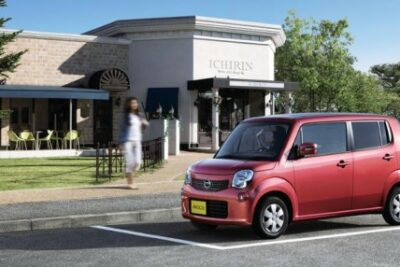 【日産モコは女性に人気】実燃費や内装の口コミからMRワゴンとの違いなど