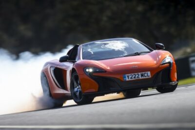 【マクラーレン650Sの重要事項11選】中古車価格とエンジンや維持費&スパイダーの評価も