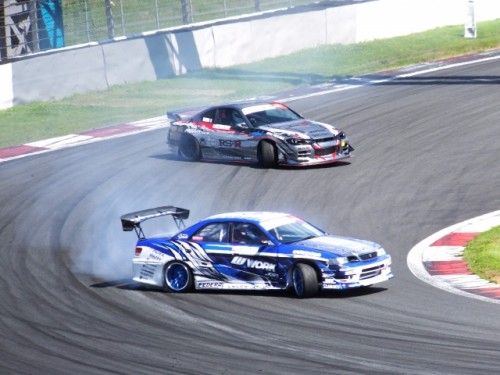 ブガッティヴェイロンを4台所有するメイウェザー 高級車を100台以上所有 Moby モビー