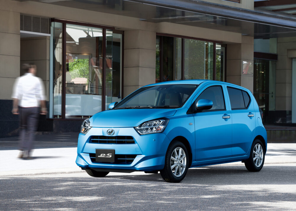 ダイハツミライース総まとめ 初代 現行モデルの情報と中古車相場価格 Moby モビー