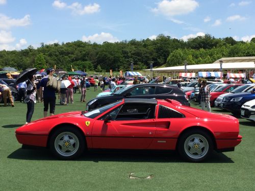 フェラーリの維持費まとめ 車検費用や故障時の修理費用は Moby モビー