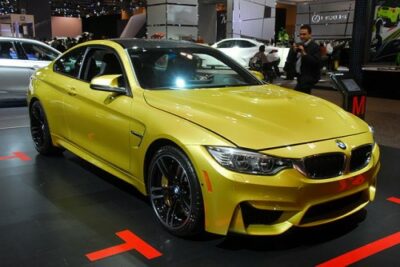 BMW M4クーペのチューニングカーMamba GT3 Street Conceptがベースと違いすぎる