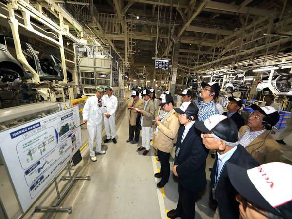 夏休みは自動車工場見学へ トヨタや日産などの全国の自動車工場見学のすすめ Moby モビー