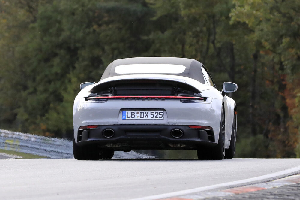 ポルシェ 911 GTS コンバーチブル スパイショット
リア