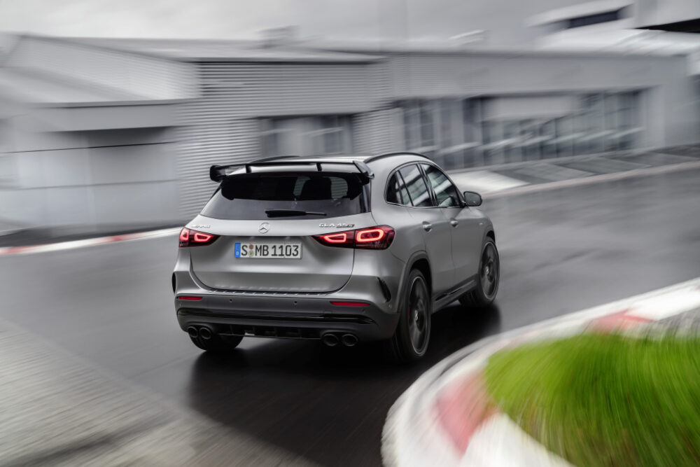 メルセデスAMG GLA45 S 4MATIC
リア