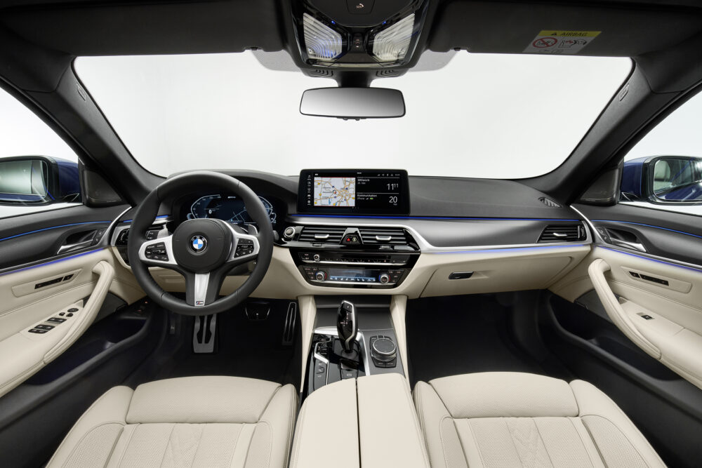 マイナーチェンジした新型BMW 5シリーズ セダンのインテリア