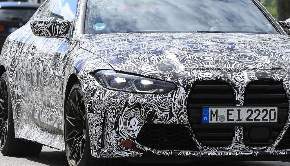 次期新型BMW M4クーペ プロトタイプ スパイショットフロント拡大