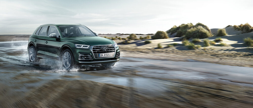 アウディ SQ5 現行モデル