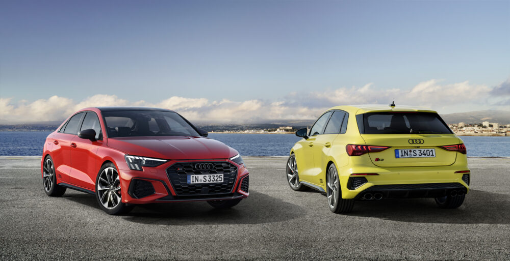 新型 アウディ S3 セダンとスポーツバック