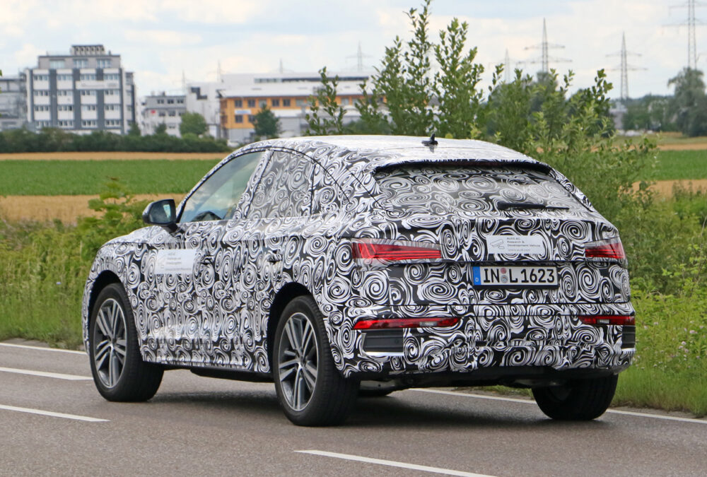新型アウディ Q5 スポーツバック プロトタイプ スパイショット リア