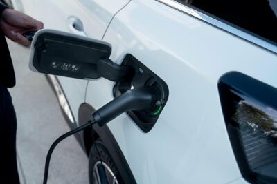 PHV・PHEVおすすめ人気11選|プラグインハイブリッドのメリットは?