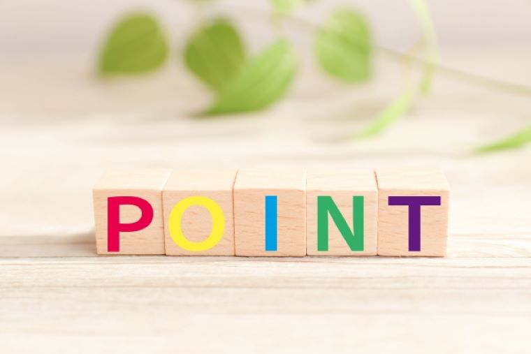 POINTと書かれた積み木