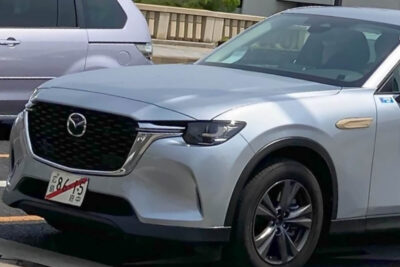 マツダ CX-60の「カモフラなし」を公道で初スクープ!ティザーで見た姿と違う?