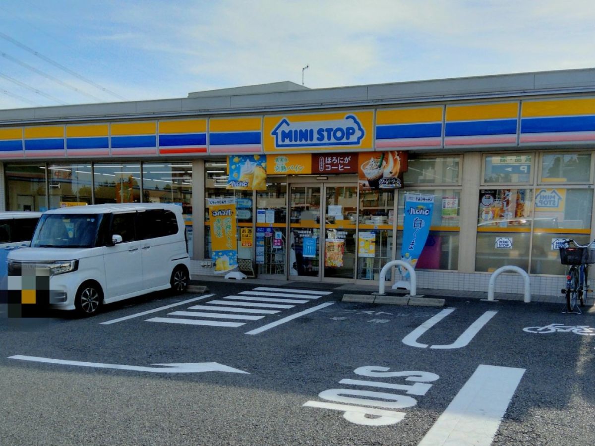 コンビニでよく見る光景