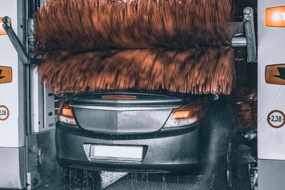 洗車機コーティングは効果がある？種類や持続時間・メリットなどを紹介 | MOBY [モビー]