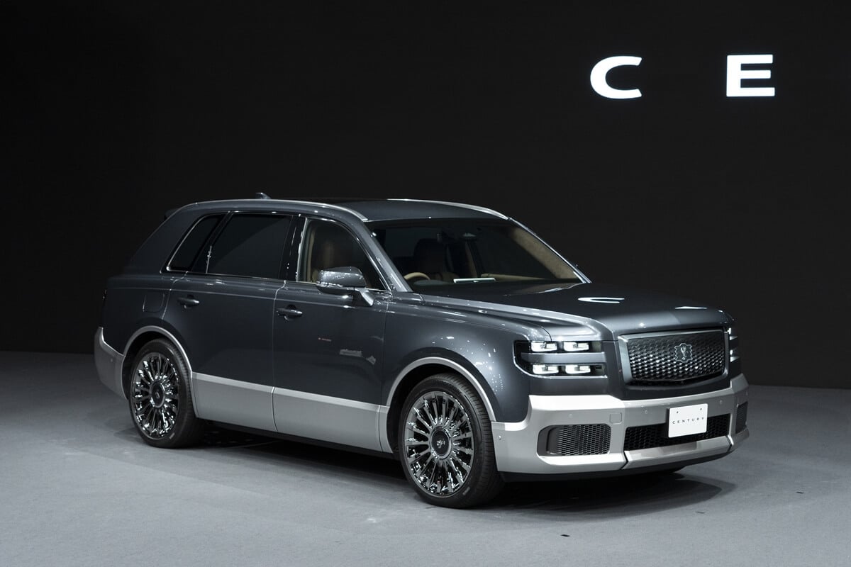 新しい『センチュリー』はSUVモデルに！V6 3.5L プラグイン