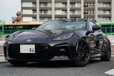 ハンドリングをよくするため足回りをカスタム！トヨタ GR86【みんなのクルマ】