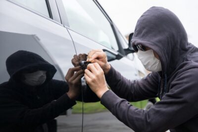 「リレーアタック？コードグラバー？」車を守れ！そのセキュリティは最新の盗難手口に対応してる？