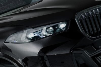 BMW「X5」に“Edition Shadow”が登場！ブラック基調でスタイリッシュに仕上げた120台限定車
