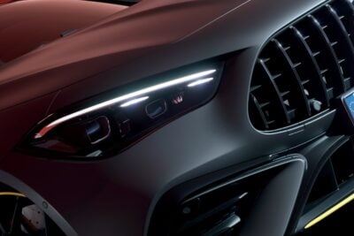 日本限定100台の特別な「CLE 53」登場！マット塗装にイエローアクセントの“MANUFAKTUR Edition”
