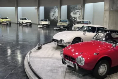 ガイドツアーに参加してクルマを120％楽しもう！ 世界の名車が勢ぞろい『トヨタ博物館』【クルマの博物館探訪】