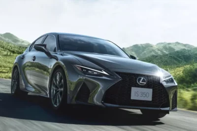 これは惚れる…！SNSで話題となったレクサスIS、2025年モデルの魅力とは