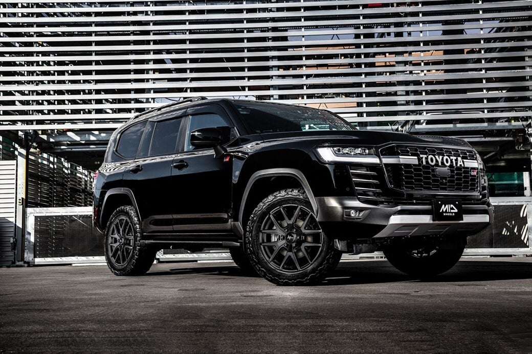 mmc_pickup-car_mid-