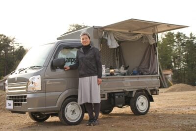 風呂・シャワー・トイレ完備の「住めるクルマ」の正体は…災害支援車両 スズキ・キャリイ【みんなのクルマ】