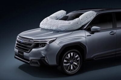 スバルの“サイクリスト対応歩行者保護エアバッグ”が「日本自動車電動カーテクノロジーオブザイヤー」受賞！