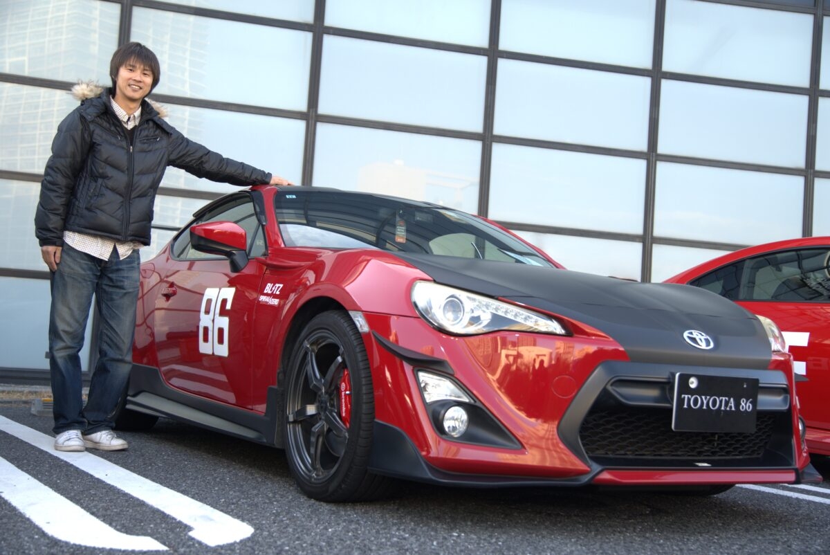 昴と彗星ファンが集結】シーサイドダブルレーン仕様にカスタム トヨタ