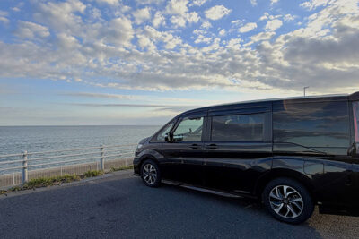 【体験談】ホンダ・ステップワゴンを車中泊DIY。車内の様子と費用を公開