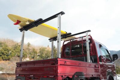 アオリに挟み込むだけで装着OK！荷台フレーム「トラレール」をさらに便利にする新作登場