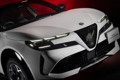 アルファ ロメオ「JUNIOR Ibrida Edizione Bianco」発売　白き情熱を纏う120台限定車