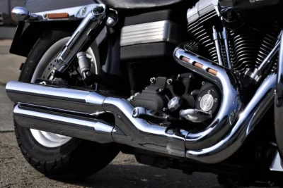 バイクを大きく見せるカスタムとは？