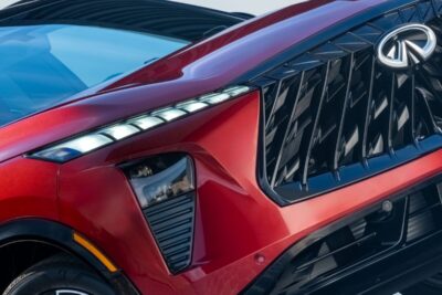 日産が米国で新型「QX65」を発表　インフィニティ新世代のファストバックSUV登場