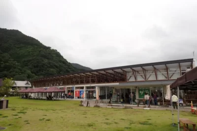 【群馬県】天然温泉の足湯でひと休み「道の駅 尾瀬かたしな」【バイクツーリング道の駅探訪】