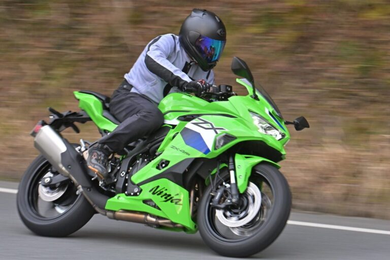 バイク乗りを待つ酷暑対策は、着るほどに涼しくなるジャケットで快適