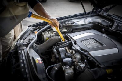 【カー用品店】売れているエンジンオイルTOP10｜迷ったら“定番ブランド”を基準に選びたい！【2026年2月版】