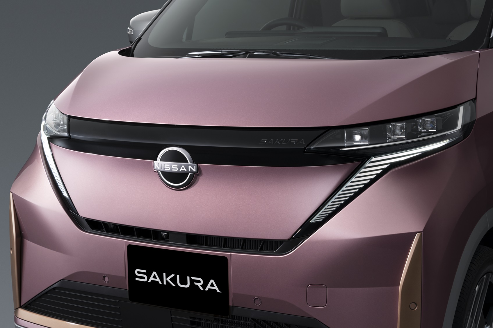 nissan_sakura-2.jpg