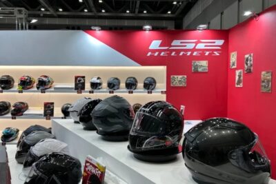 LS2新作ラッシュ！軽量カーボンから本格オフロードまで、2026年モデルが全方位すぎる