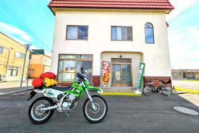 これで一泊2500円！　北海道・妹背牛町で見つけた夢のライダーハウス