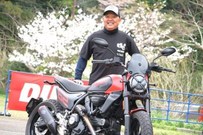 狭い峠は水を得た魚！　ドゥカティ スクランブラー フルスロットル【みんなのバイク】