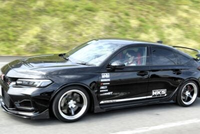 初心者でも体感できる違い！HKSサスペンション「ハイパーマックスS」の魅力をシビックタイプR／GRヤリス／GR86で検証した