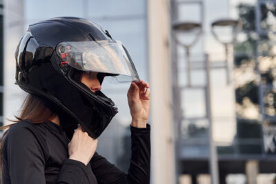 【バイク用品店】売れているフルフェイスヘルメットTOP10｜ツーリングシーズン前に選ばれているモデルは？【2026年4月版】